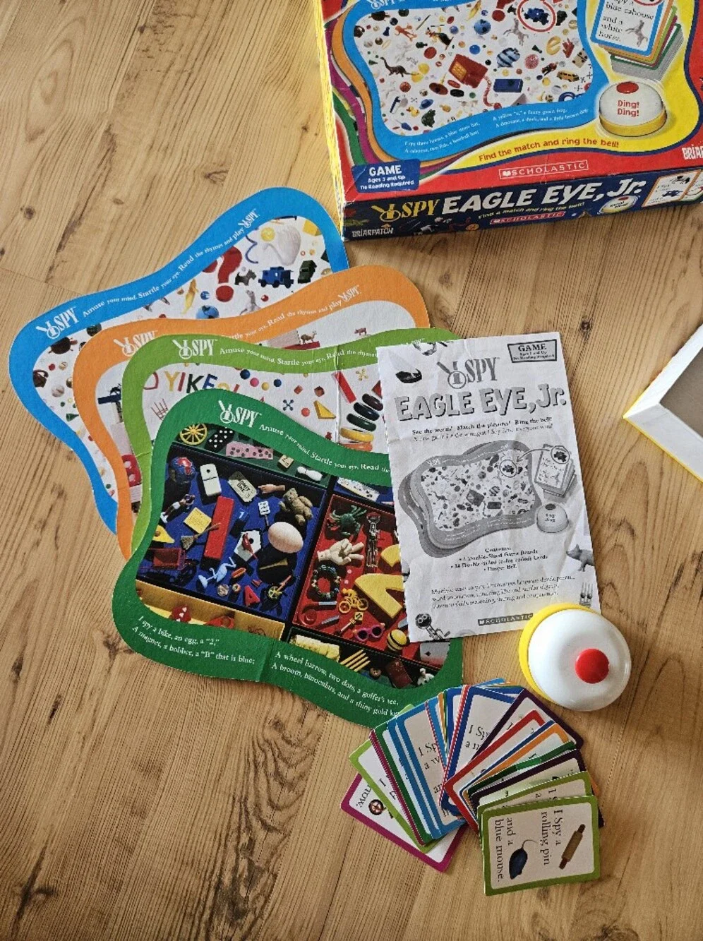 Scholastic I Spy Eagle Eye Junior Game